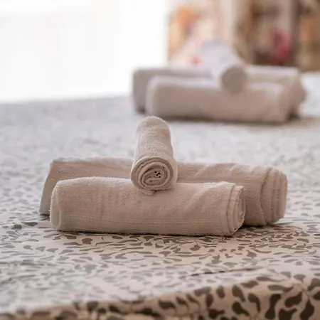 Boho With Private Parking Space